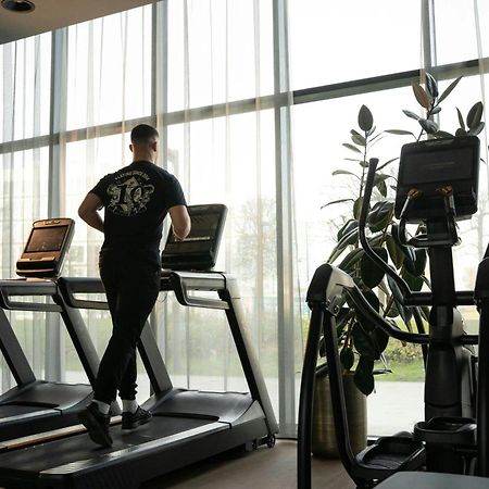Moxy Paris Val D'Europe Hotel มองต์เตฮวา ภายนอก รูปภาพ