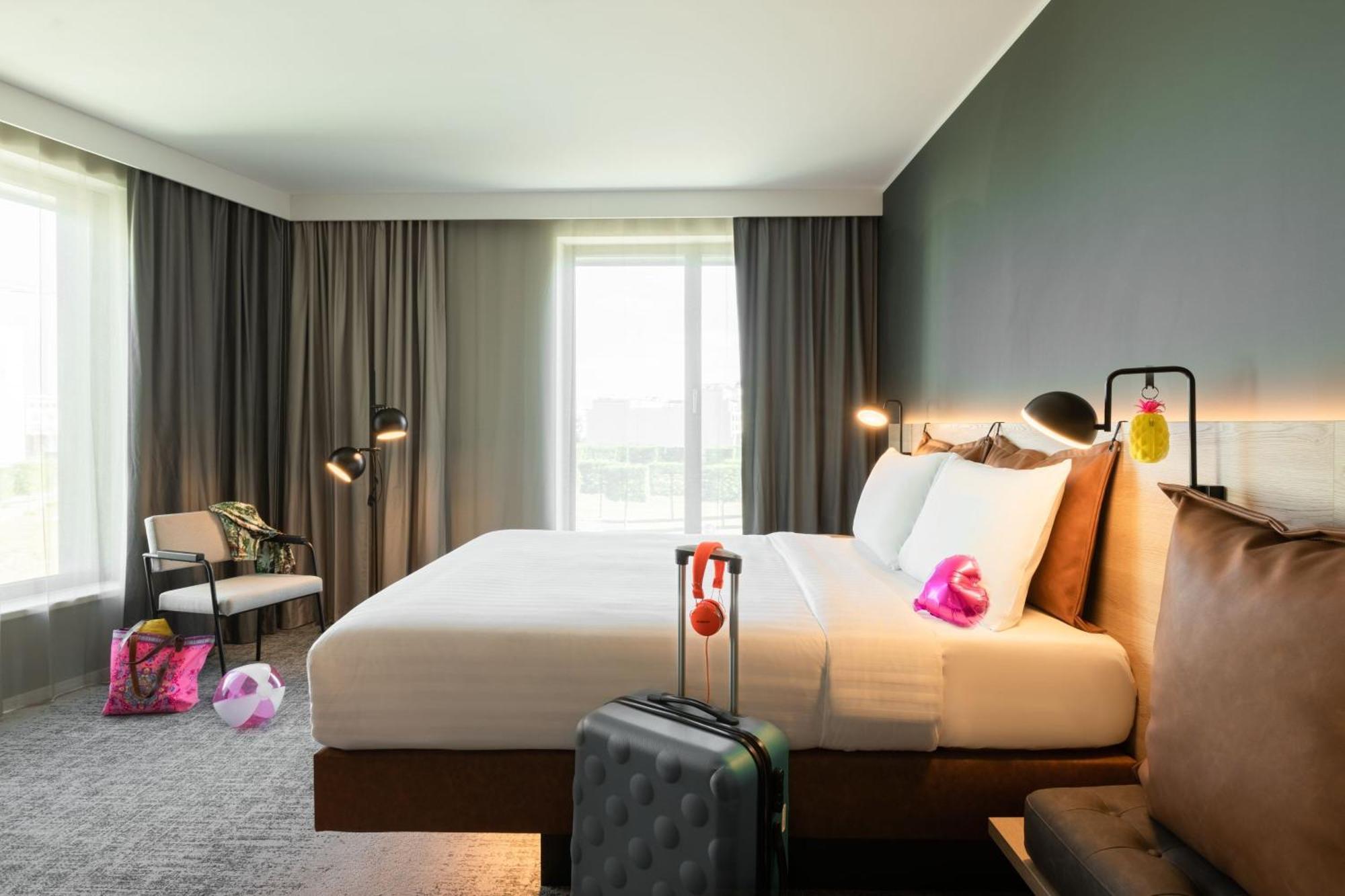 Moxy Paris Val D'Europe Hotel มองต์เตฮวา ภายนอก รูปภาพ