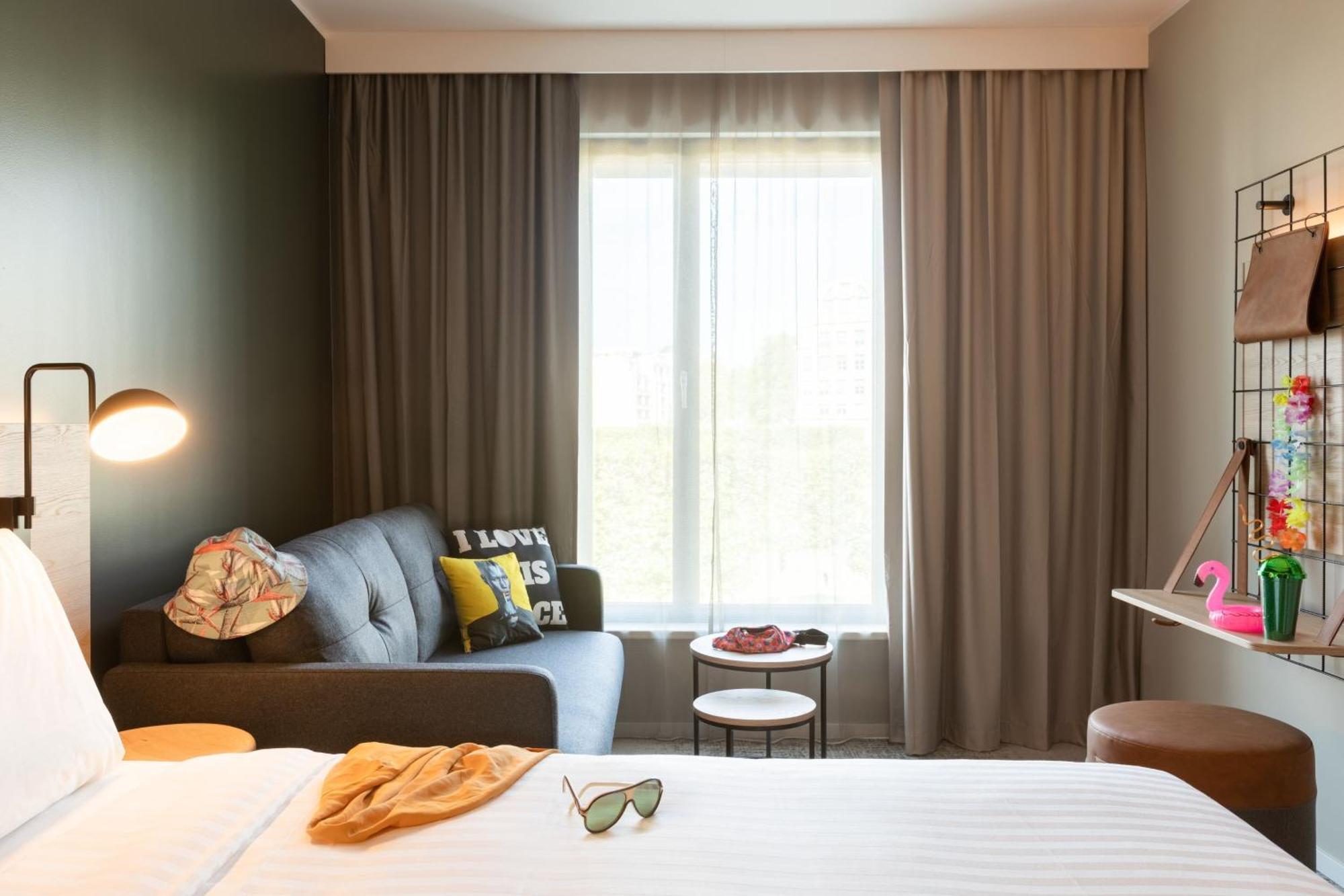 Moxy Paris Val D'Europe Hotel มองต์เตฮวา ภายนอก รูปภาพ